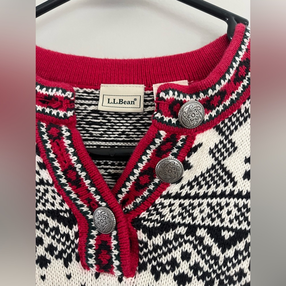 LL Bean‎ Girls Nordic Patterned Pullover Thick Cotton Sweater - Picture 2 of 4